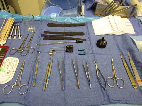 Dr. Zoumalan’s standard Blepharoplasty and Fat Grafting Surgical Tray.